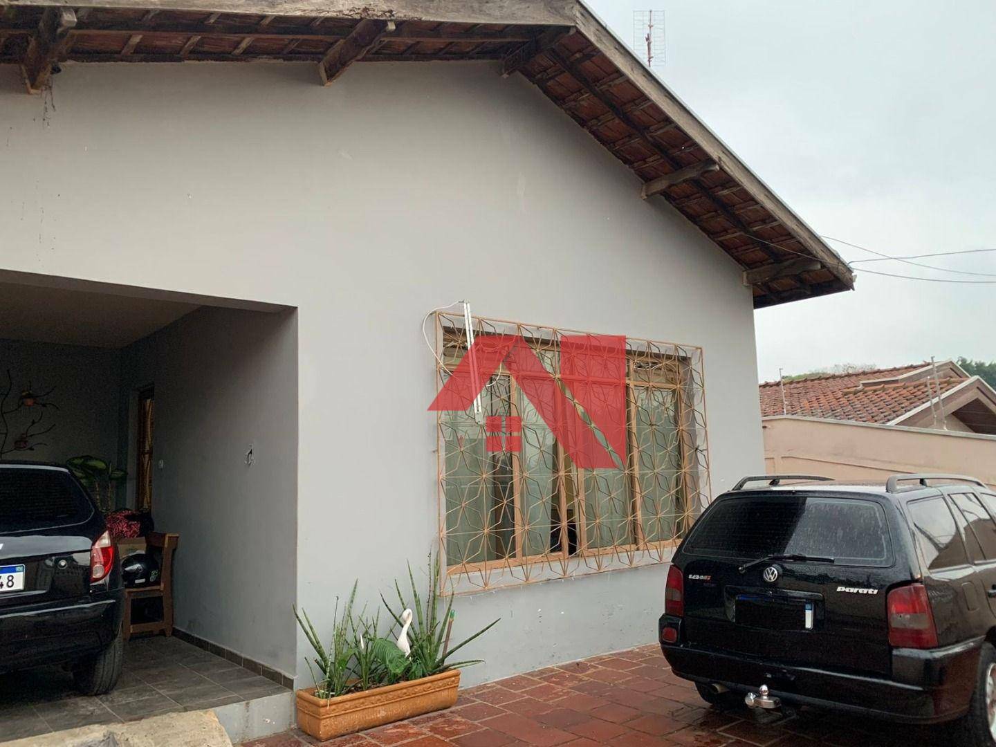 Casa à venda com 3 quartos, 104m² - Foto 1