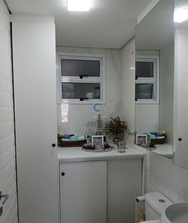 Apartamento à venda com 2 quartos, 61m² - Foto 17