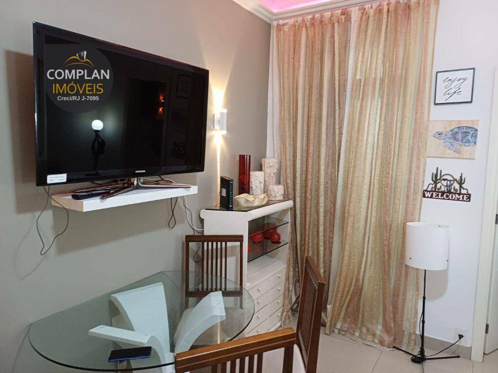 Apartamento para alugar com 2 quartos, 65m² - Foto 35