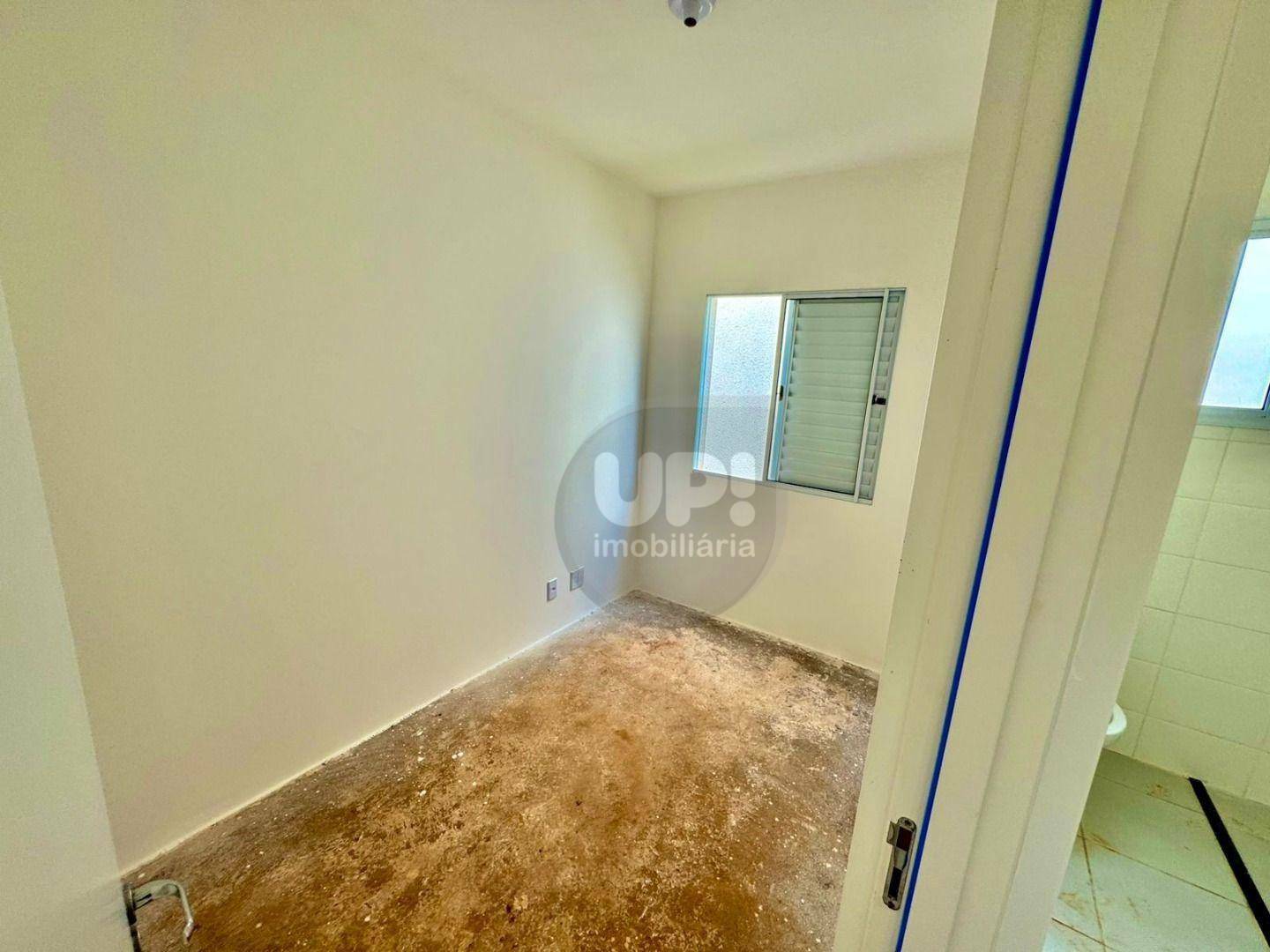 Casa à venda com 3 quartos, 67m² - Foto 4