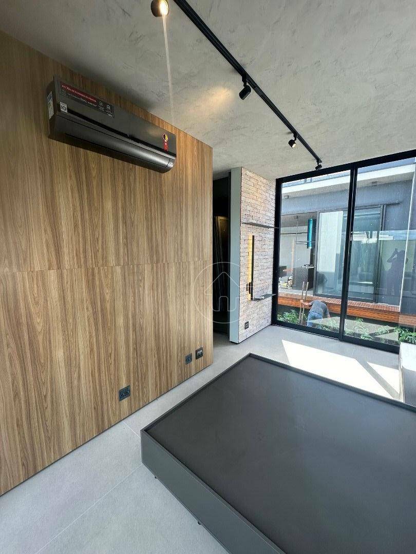 Casa à venda com 3 quartos, 197m² - Foto 9