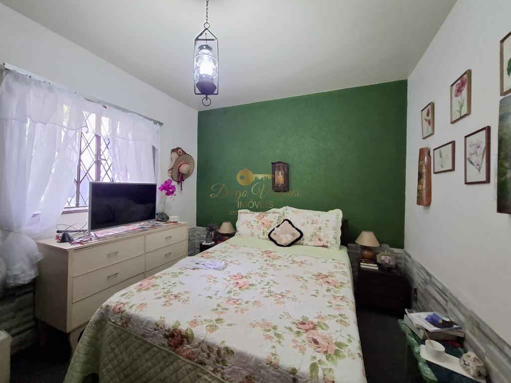 Casa à venda com 3 quartos, 400m² - Foto 18