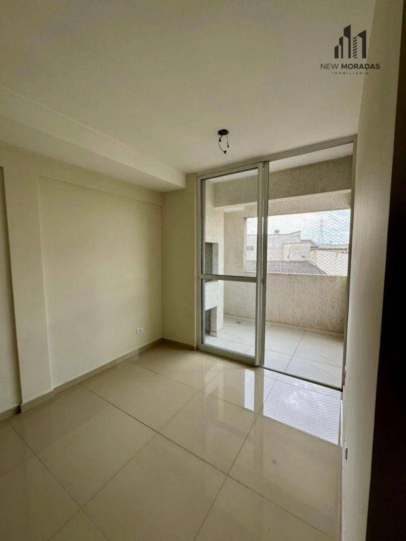 Apartamento à venda com 2 quartos, 58m² - Foto 2