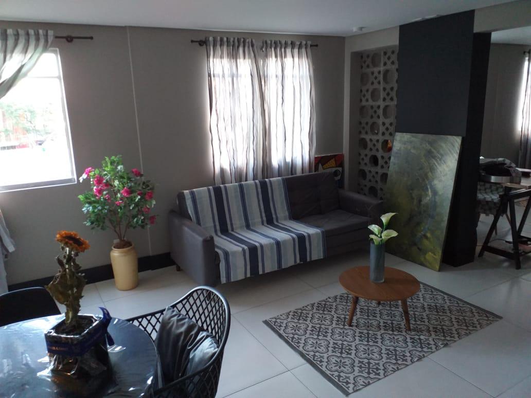 Apartamento à venda com 1 quarto, 61m² - Foto 2