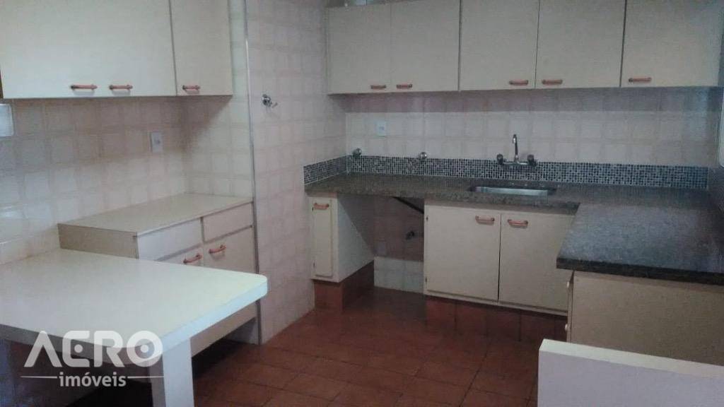 Apartamento à venda com 3 quartos, 148m² - Foto 5