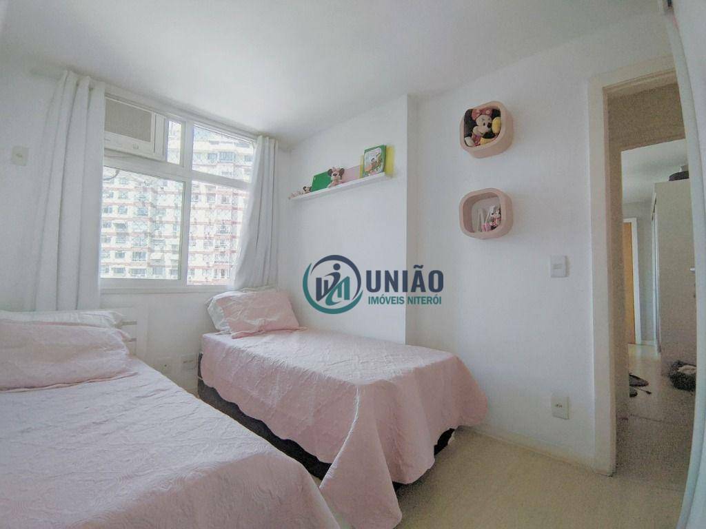 Apartamento à venda com 2 quartos, 75m² - Foto 8