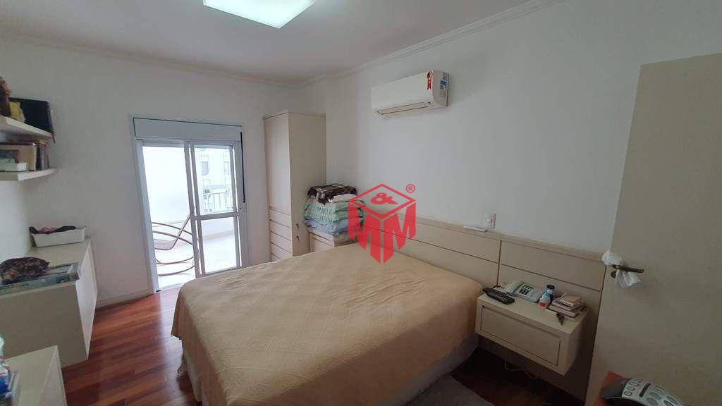 Apartamento à venda com 4 quartos, 203m² - Foto 15