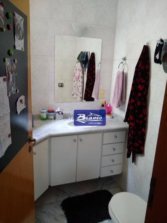 Sobrado à venda com 3 quartos, 330m² - Foto 38