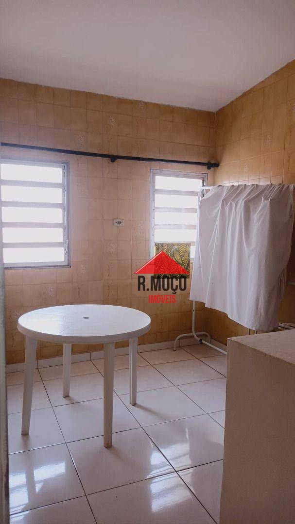 Sobrado à venda com 3 quartos, 250m² - Foto 17