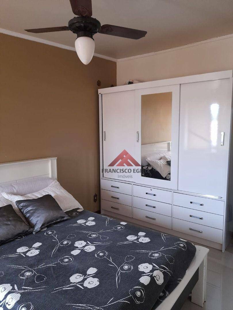 Casa à venda com 6 quartos, 300m² - Foto 26