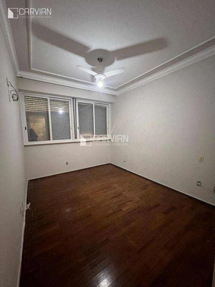 Apartamento à venda com 3 quartos, 198m² - Foto 5