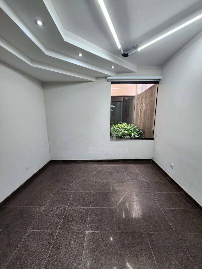 Prédio Inteiro para alugar, 180m² - Foto 1