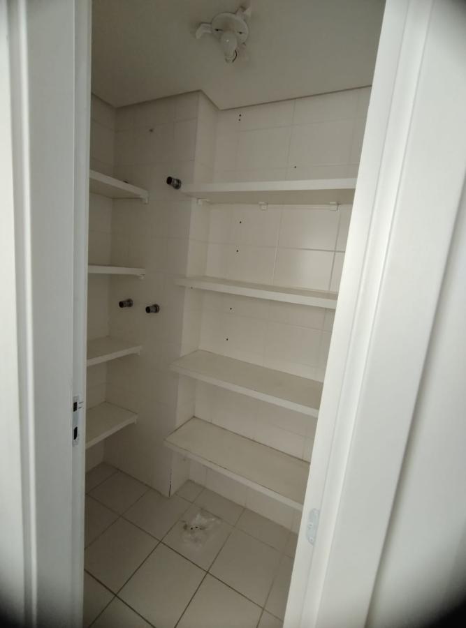 Apartamento à venda com 3 quartos, 110m² - Foto 7