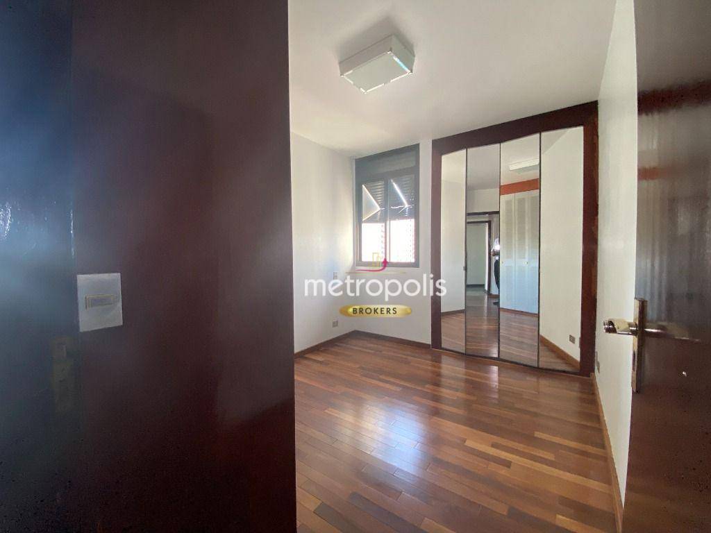 Apartamento à venda com 4 quartos, 203m² - Foto 32