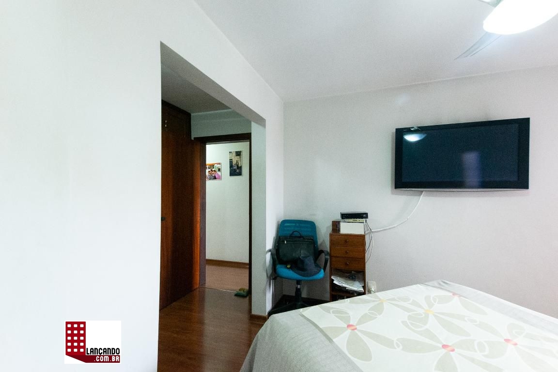 Apartamento à venda com 4 quartos, 160m² - Foto 3