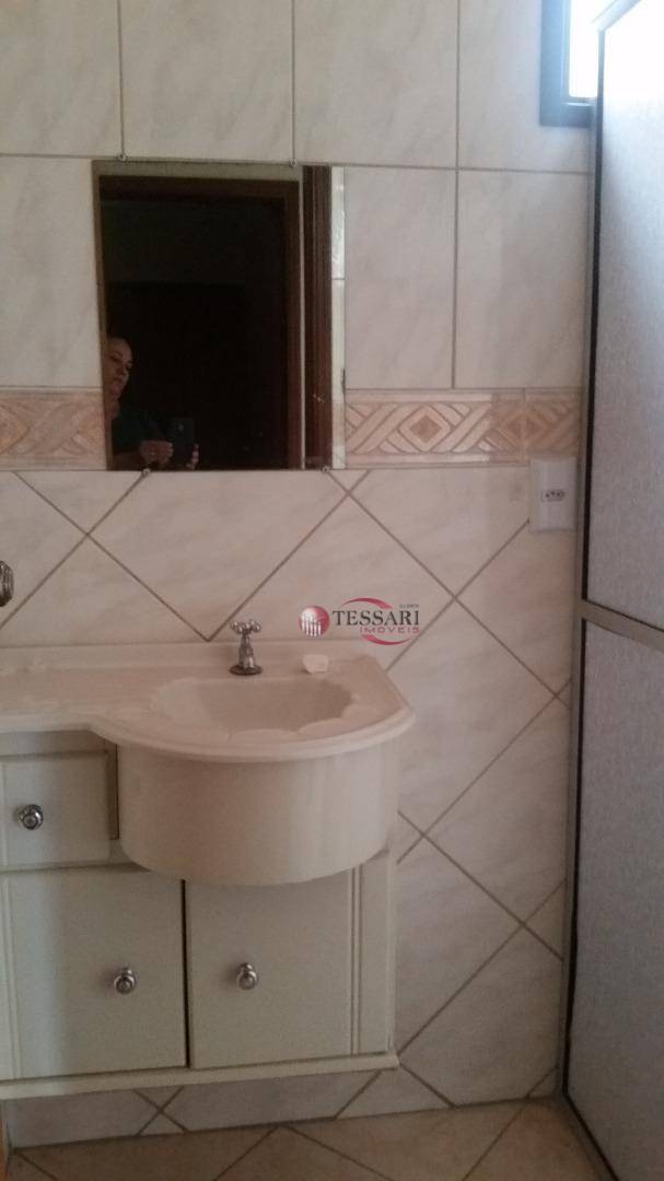 Apartamento à venda e aluguel com 2 quartos, 80m² - Foto 17