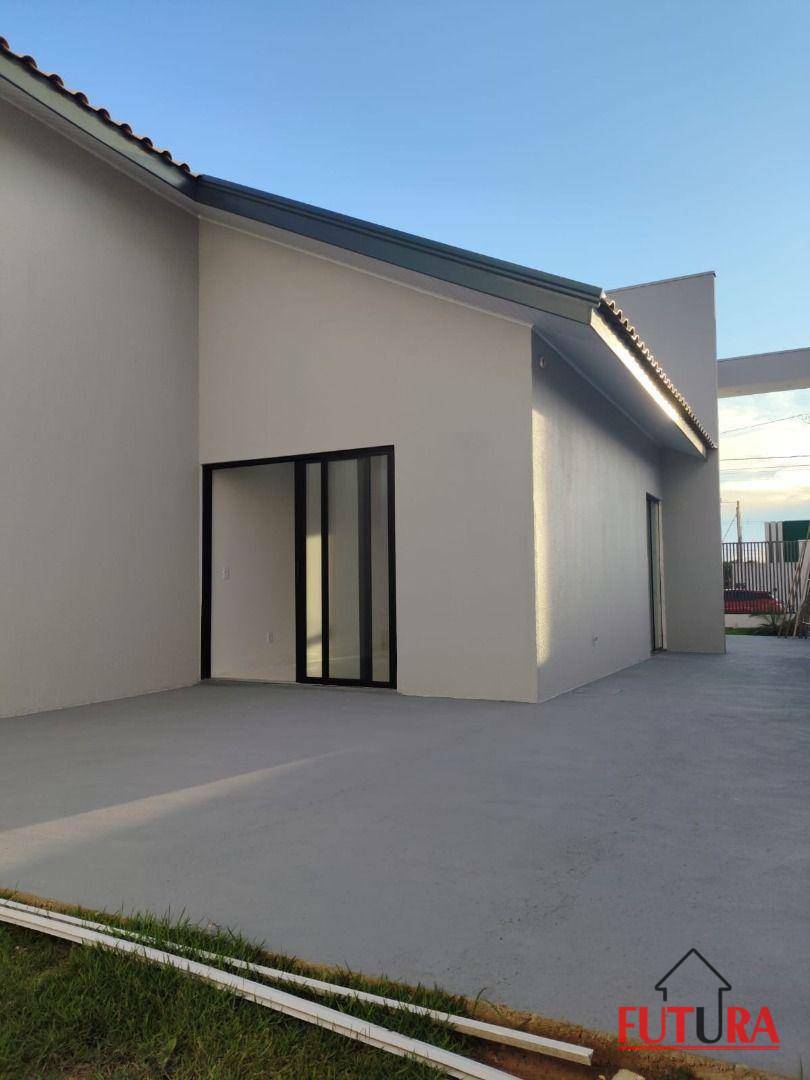 Casa à venda com 3 quartos, 129m² - Foto 15