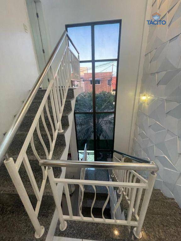 Casa à venda com 4 quartos, 280m² - Foto 32