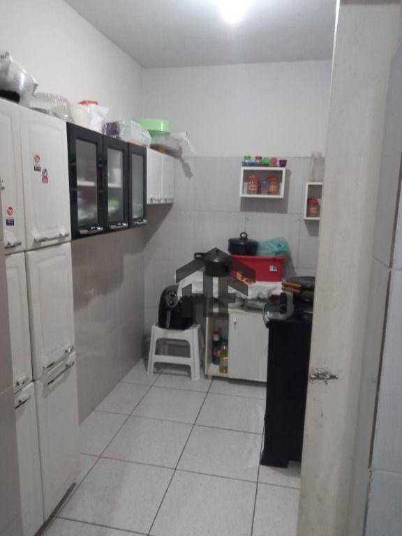 Apartamento à venda com 3 quartos, 85m² - Foto 2