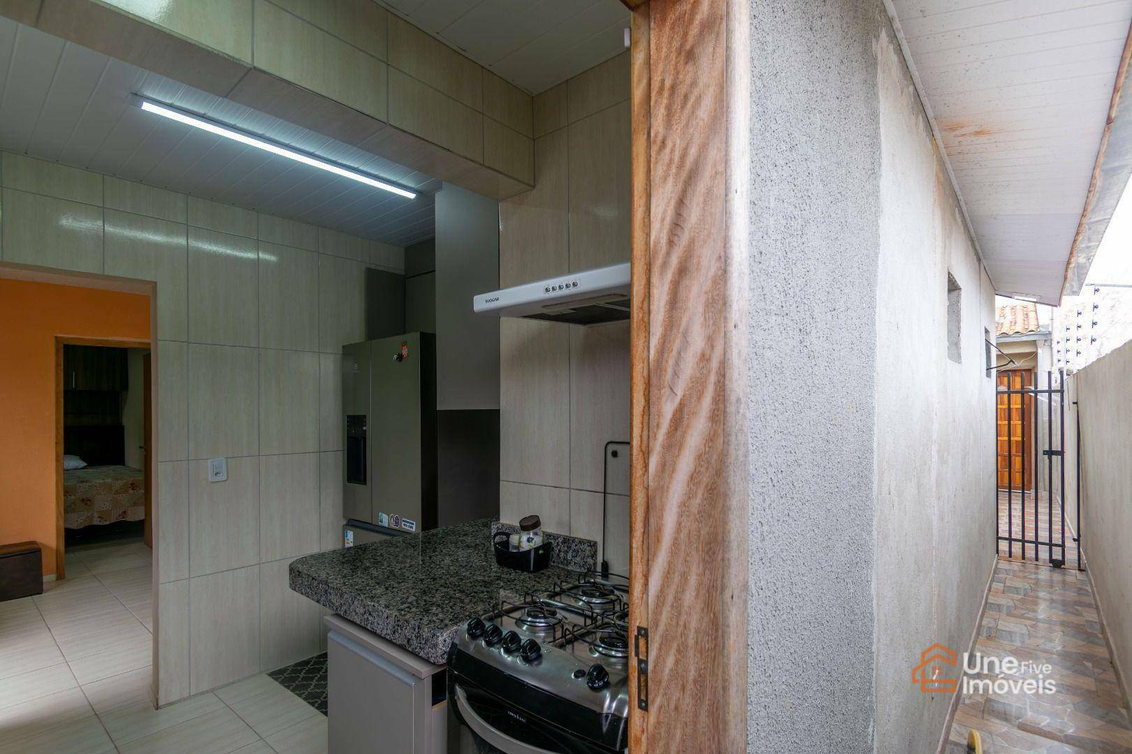 Casa à venda com 4 quartos, 180m² - Foto 21