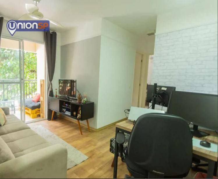 Apartamento à venda com 2 quartos, 58m² - Foto 1