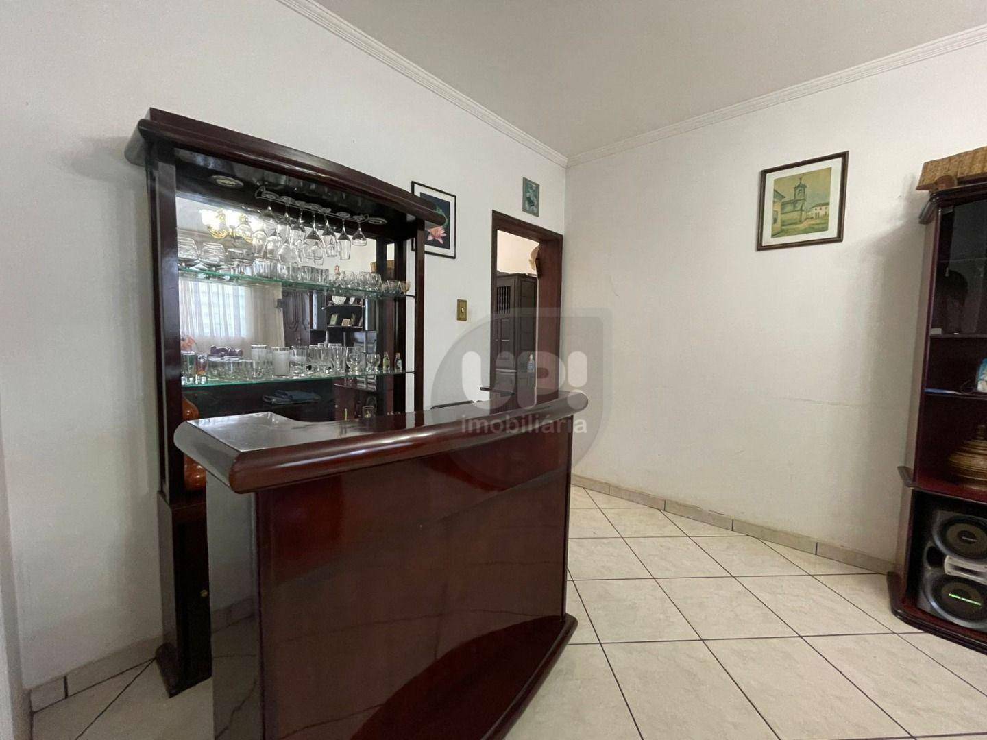 Sobrado à venda com 5 quartos, 340m² - Foto 42