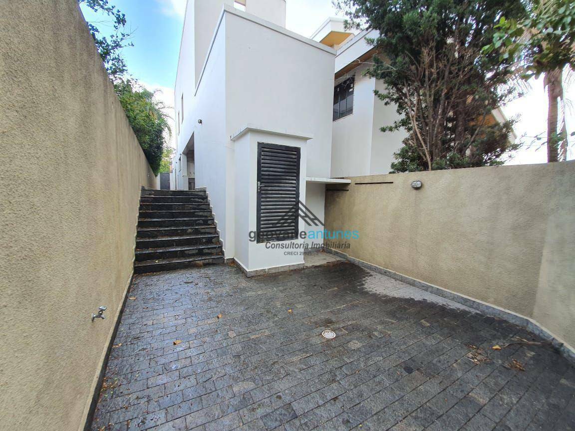 Sobrado à venda com 4 quartos, 681m² - Foto 26