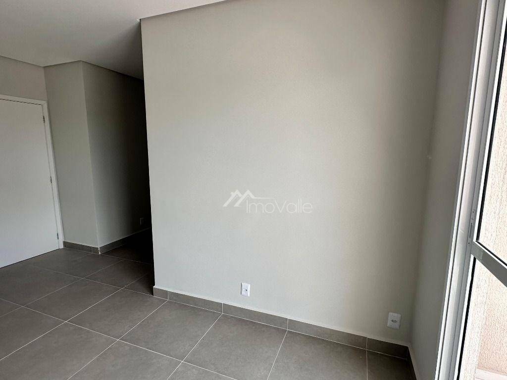 Apartamento à venda com 2 quartos, 62m² - Foto 4