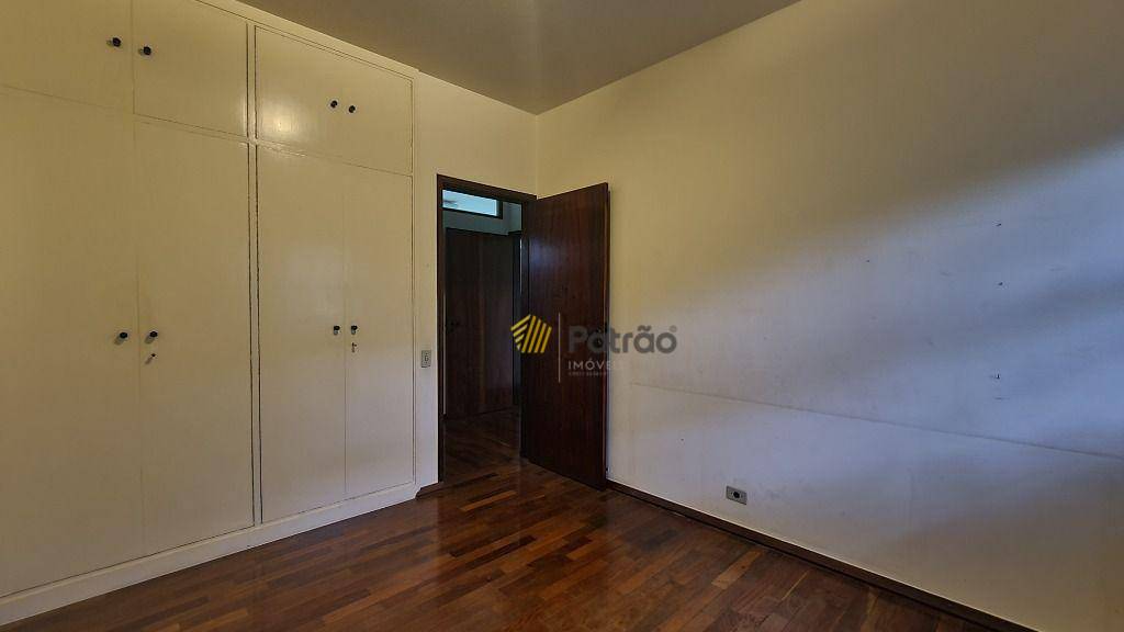 Sobrado à venda com 4 quartos, 332m² - Foto 28