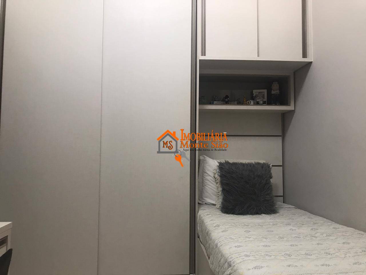 Sobrado à venda com 2 quartos, 188m² - Foto 9