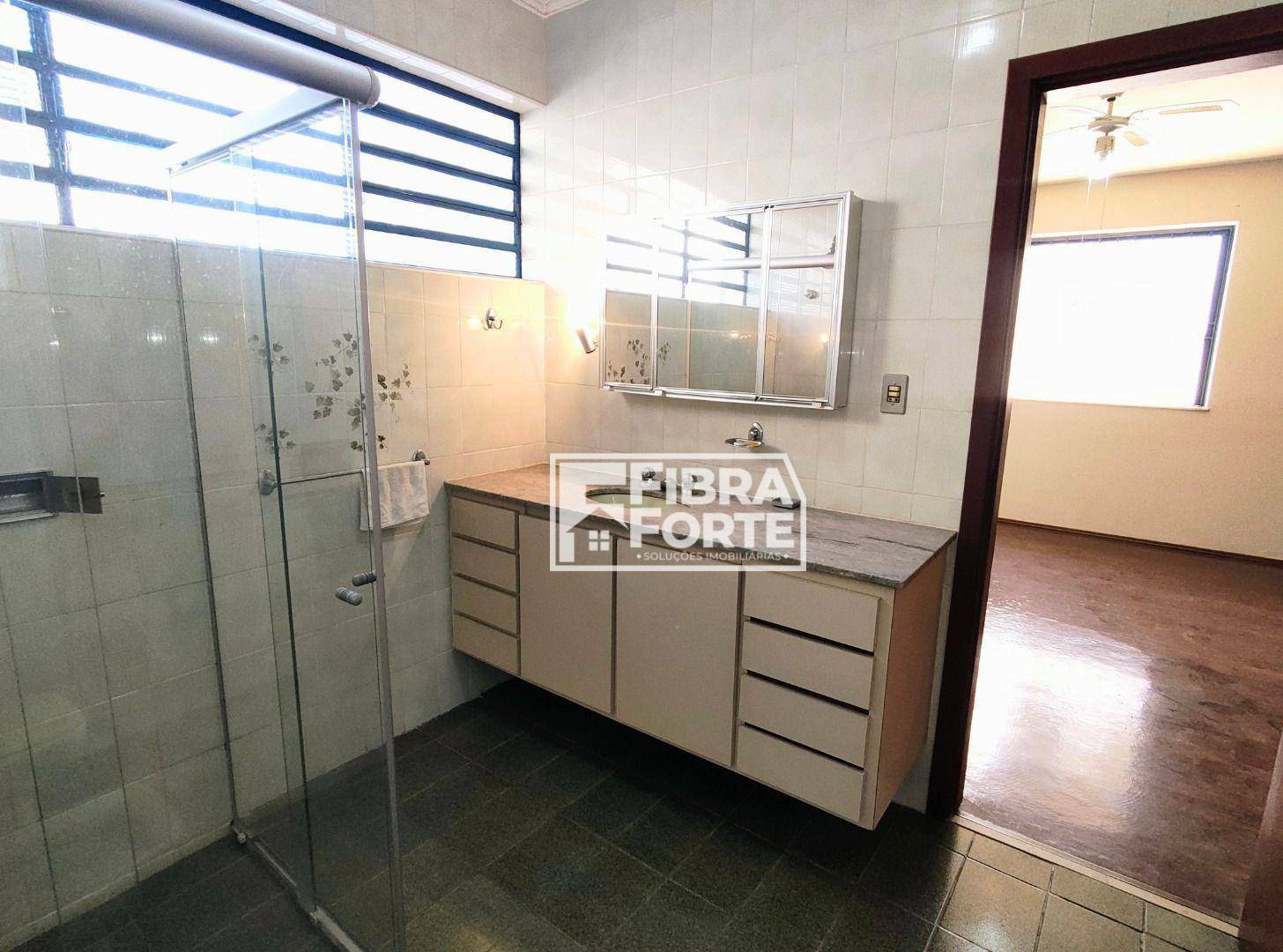 Casa à venda com 4 quartos, 262m² - Foto 26