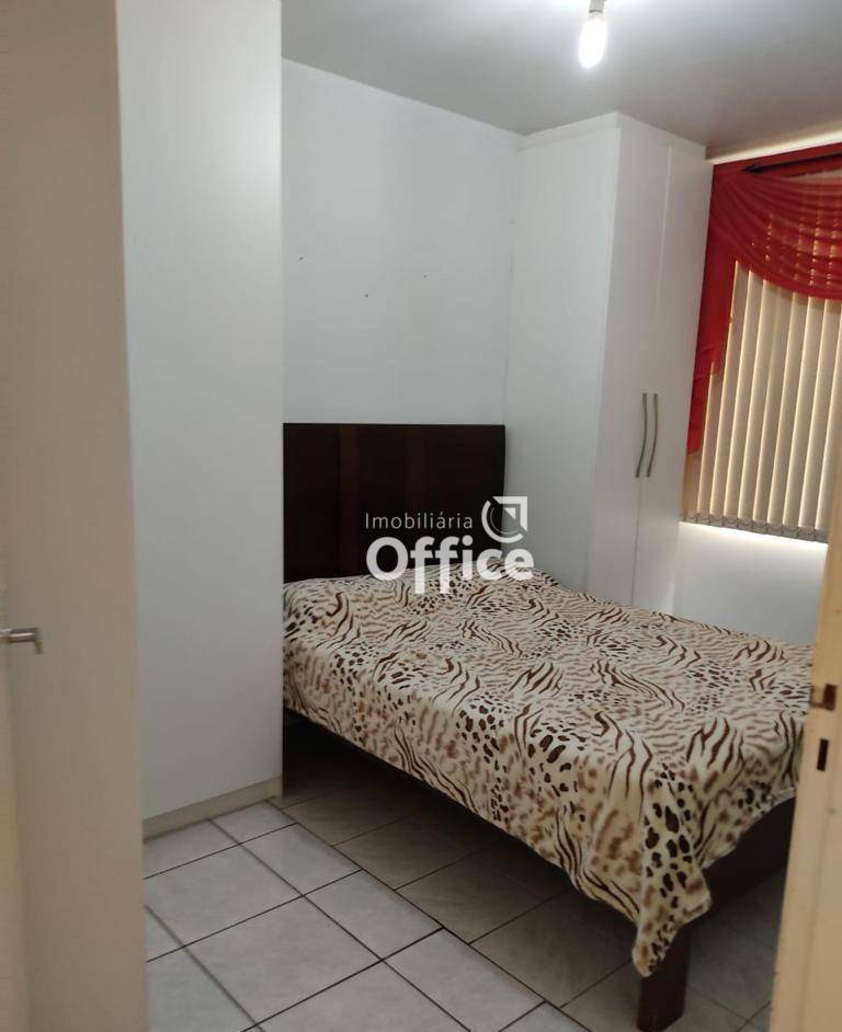 Apartamento à venda com 2 quartos, 66m² - Foto 3