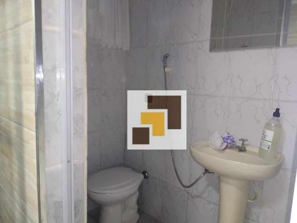 Sobrado à venda e aluguel com 3 quartos, 180m² - Foto 12