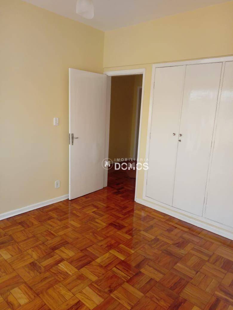 Apartamento à venda com 3 quartos, 125m² - Foto 8