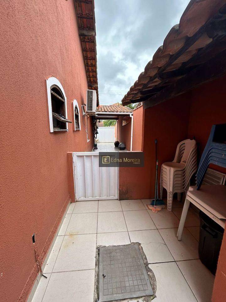 Casa à venda com 3 quartos, 210m² - Foto 23