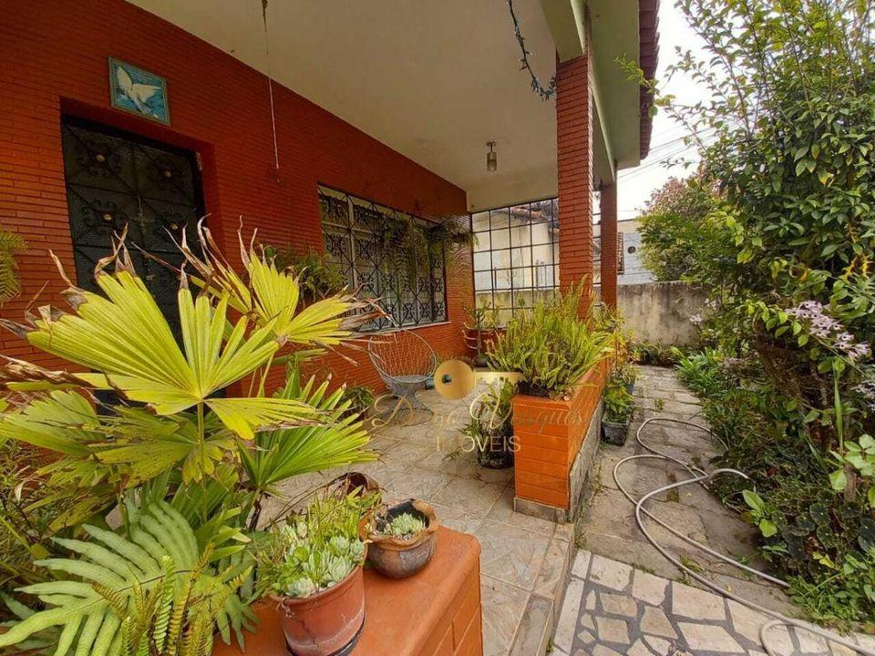 Casa à venda com 4 quartos, 550m² - Foto 4