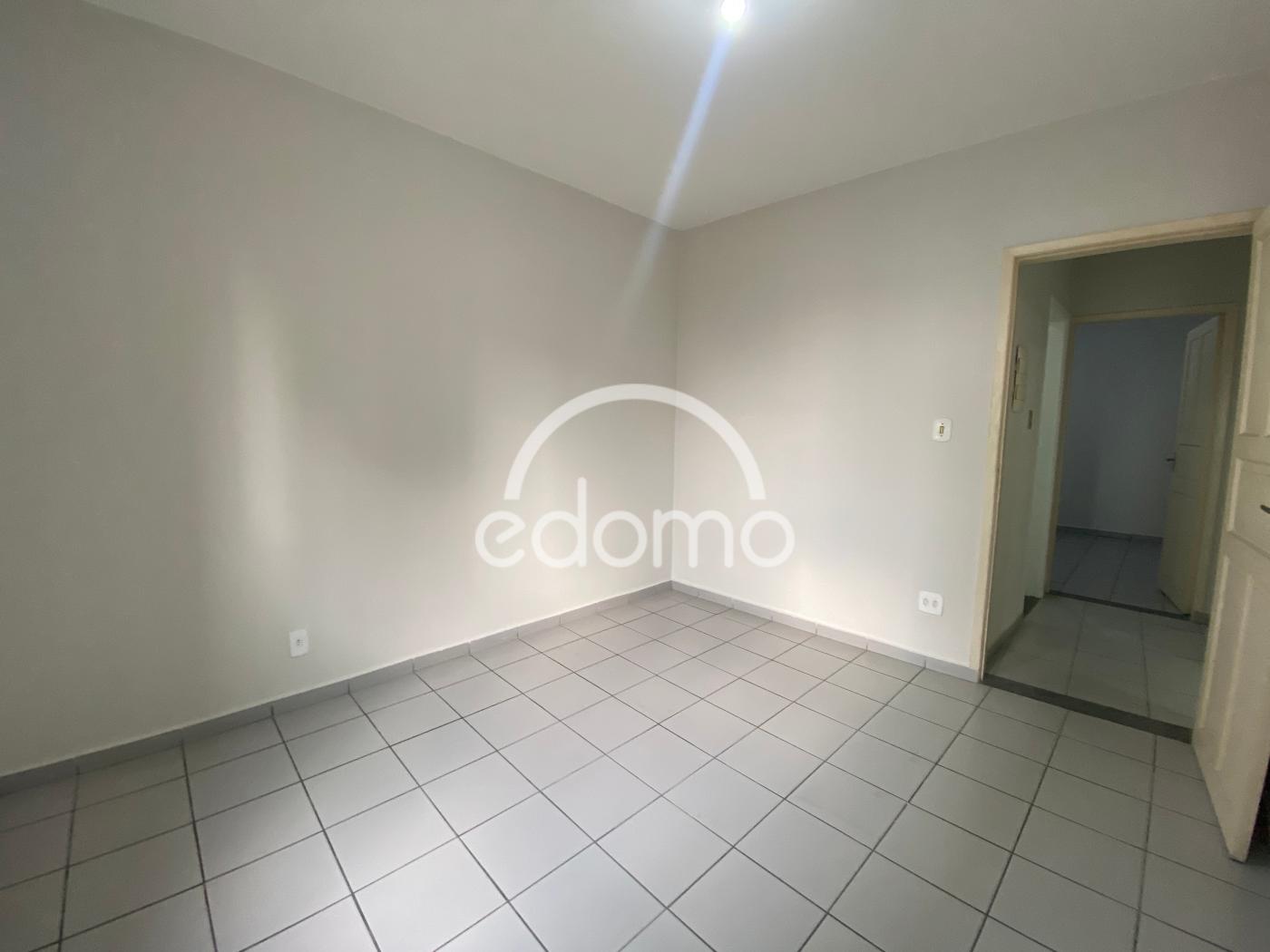 Apartamento para alugar com 2 quartos, 52m² - Foto 12