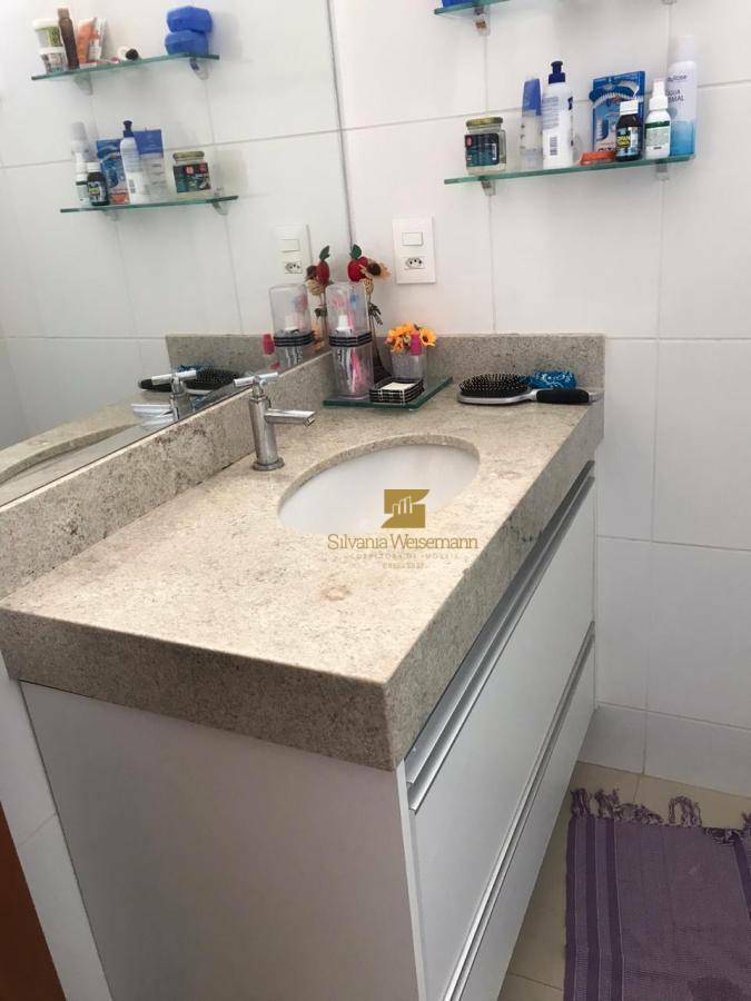 Apartamento à venda com 3 quartos, 134m² - Foto 15