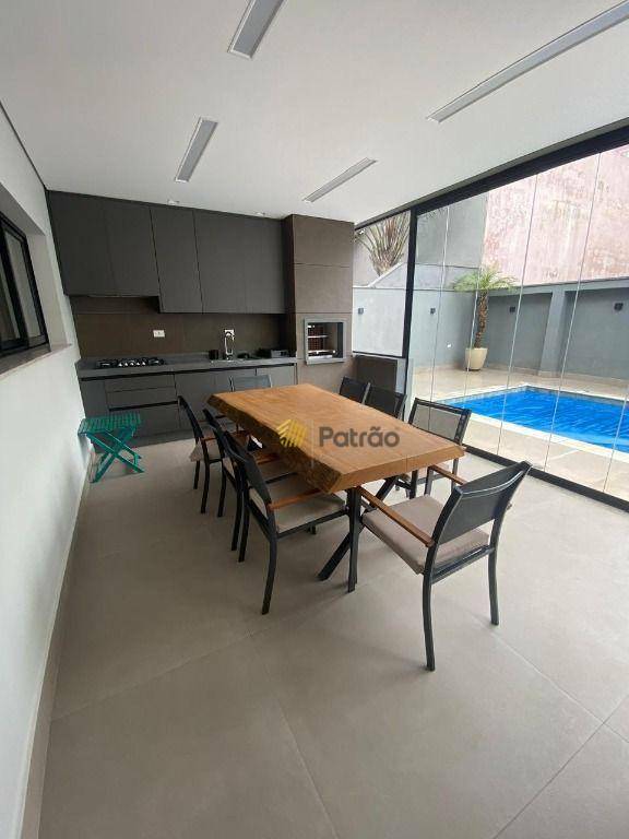 Casa à venda com 4 quartos, 561m² - Foto 34