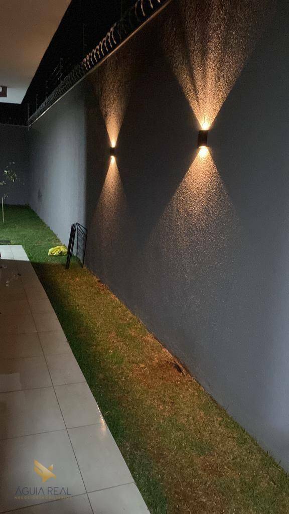 Casa à venda com 2 quartos, 96m² - Foto 8