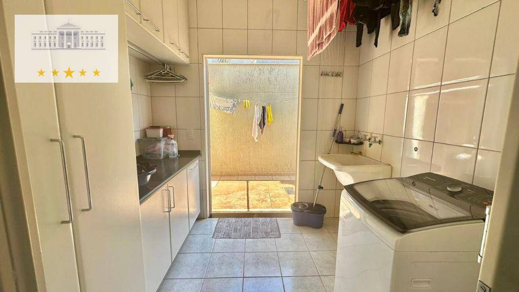 Casa de Condomínio à venda com 4 quartos, 340m² - Foto 16