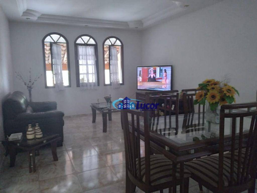 Sobrado à venda com 3 quartos, 200m² - Foto 13