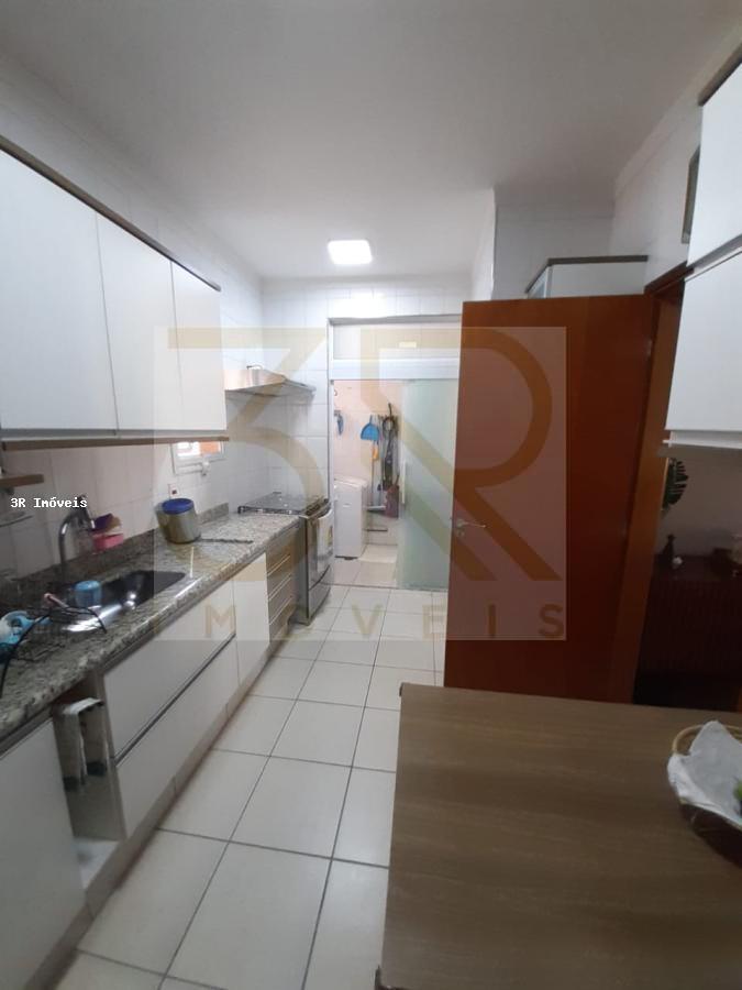 Apartamento à venda com 3 quartos, 110m² - Foto 7