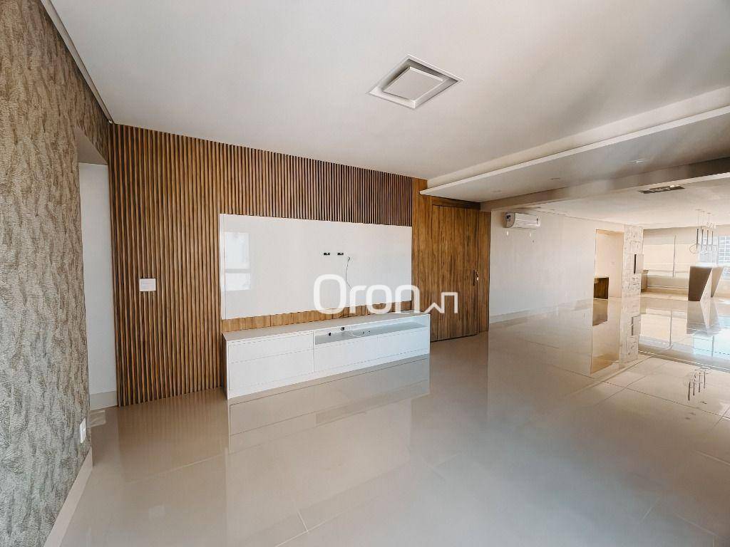 Apartamento à venda com 3 quartos, 207m² - Foto 9