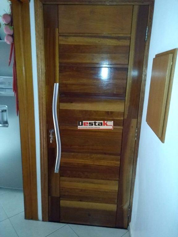 Apartamento à venda com 2 quartos, 56m² - Foto 2