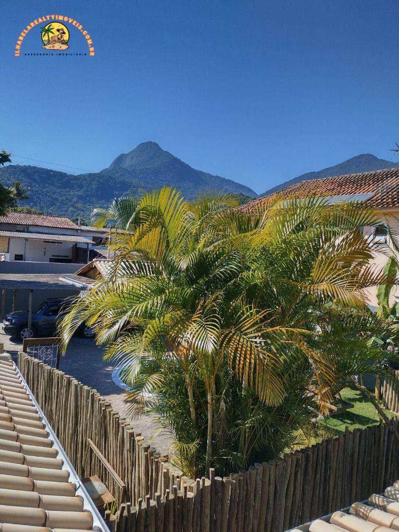 Casa à venda com 4 quartos, 187m² - Foto 1