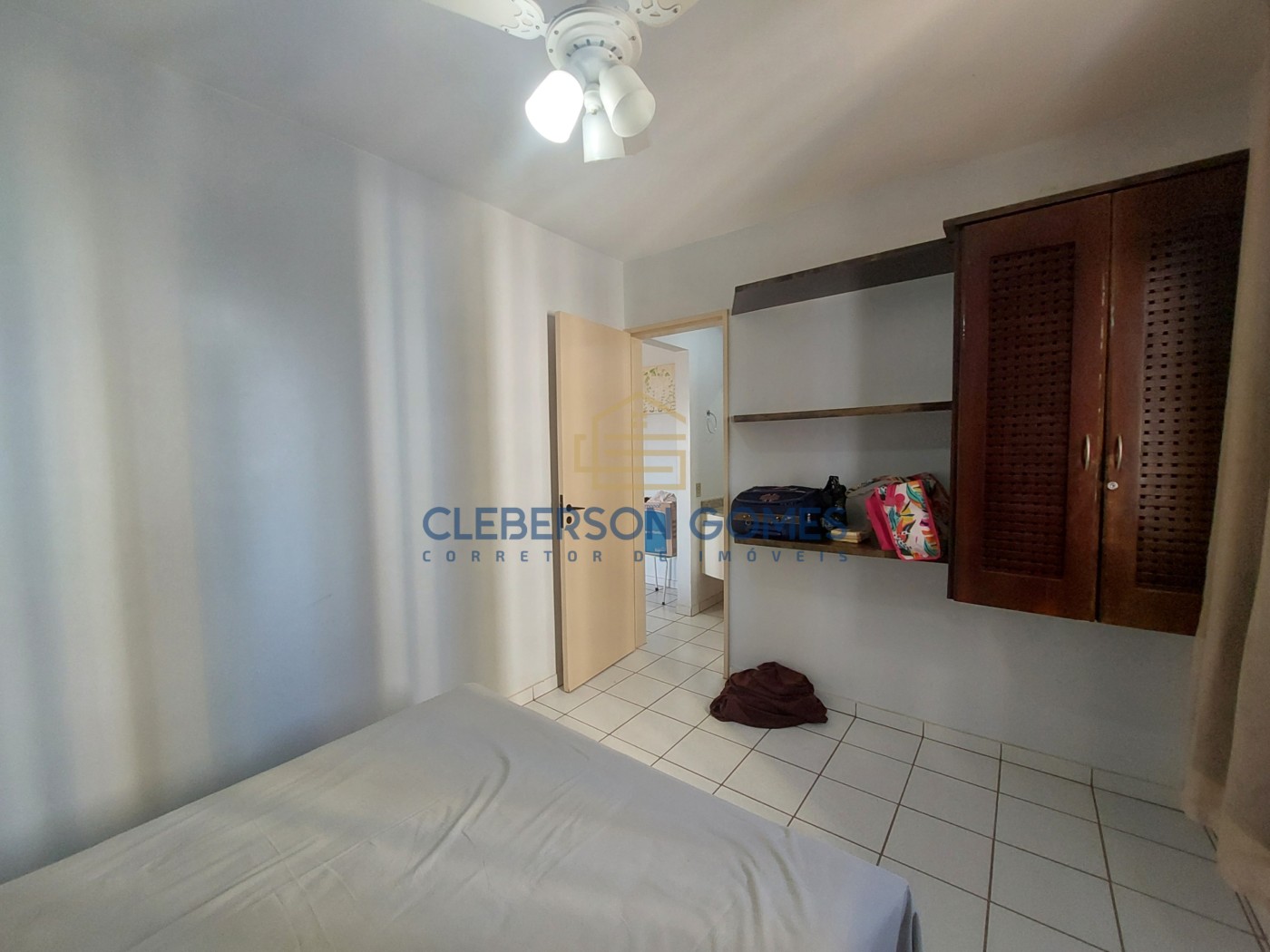 Apartamento à venda com 1 quarto, 42m² - Foto 15