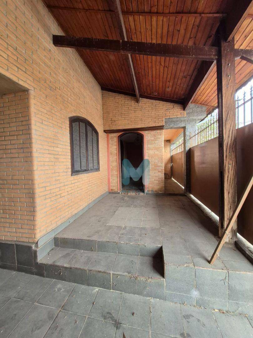 Casa, 3 quartos, 300 m² - Foto 2