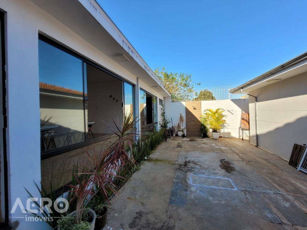 Casa à venda com 3 quartos, 263m² - Foto 42