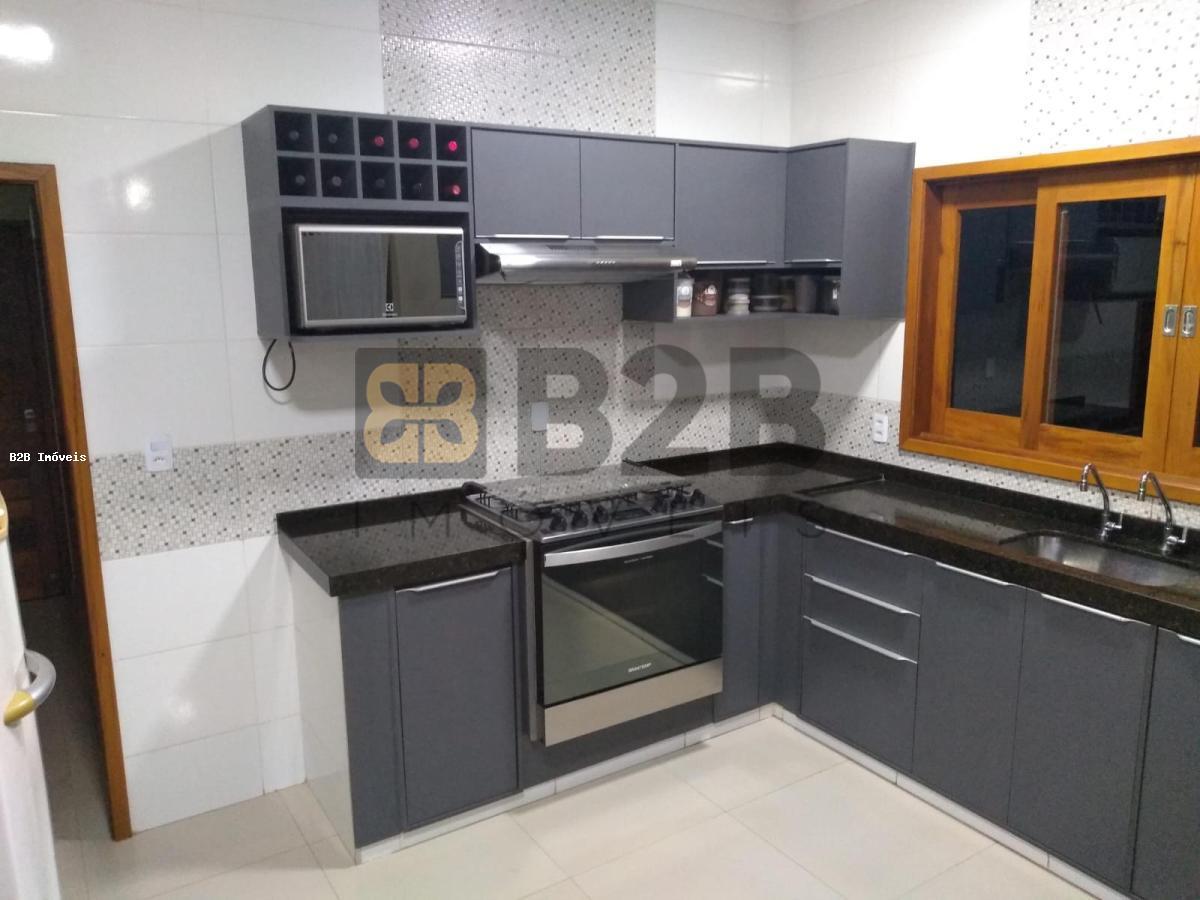 Casa à venda com 3 quartos, 400m² - Foto 14